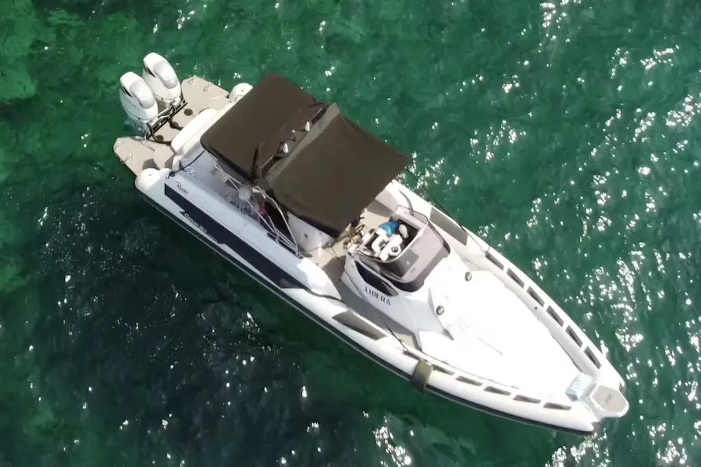 Libera, Ranieri International Cayman 38 Executive
